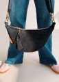 sztruksowa czarna torebka crossbody.jpeg
