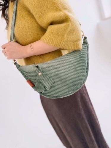 damska torebka crossbody ze sztruksu.jpeg