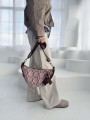 torebka crossbody brązowa z ciekawym frontem i z brelokiem